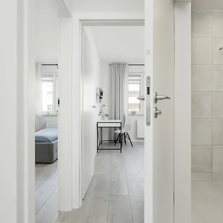 Miedziana Bright Apartment With Balcony And Parking Wroclaw By Noclegi Renters Exterior photo