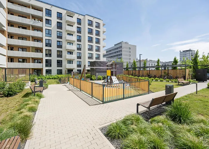 Miedziana Bright Apartment With Balcony And Parking Wroclaw By Noclegi Renters