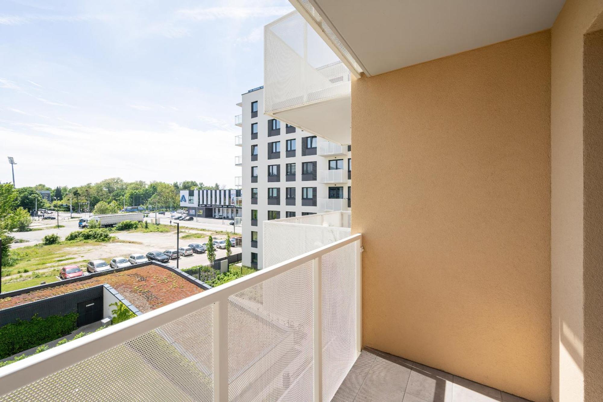 Apartment Miedziana Bright With Balcony And Parking By Renters *